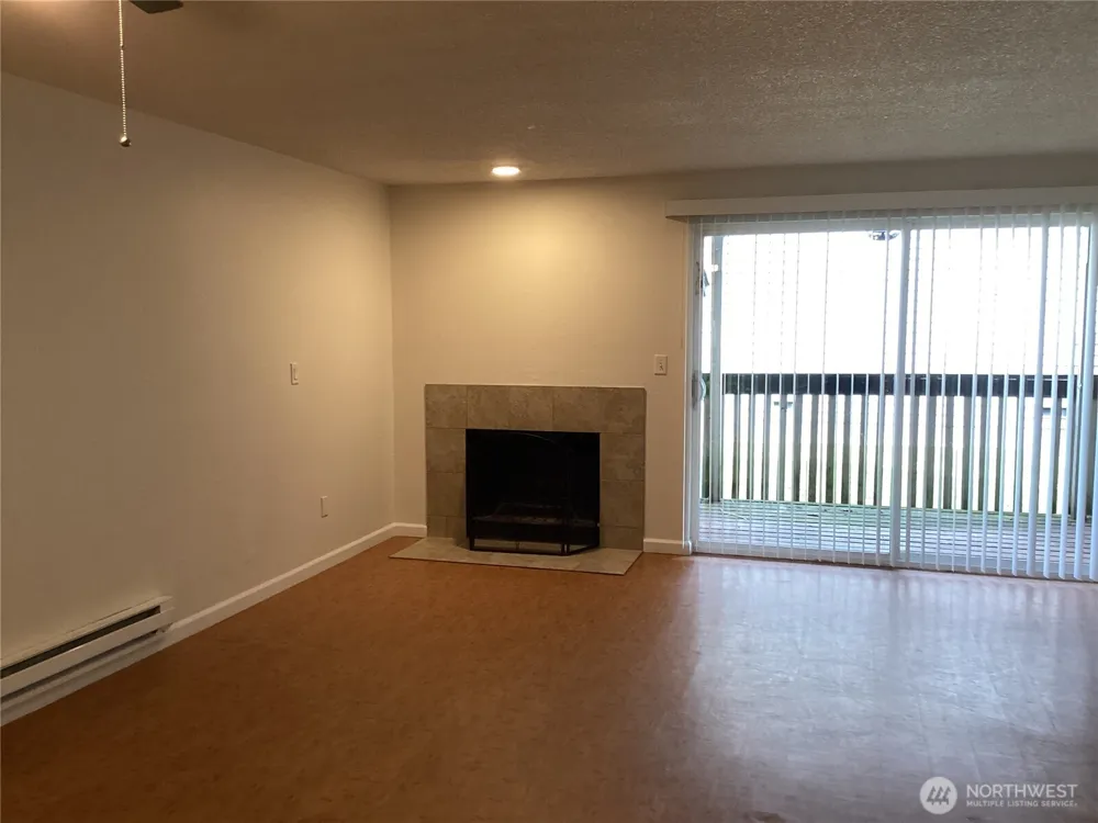 12429 1st Avenue W #2 Everett, WA 98204