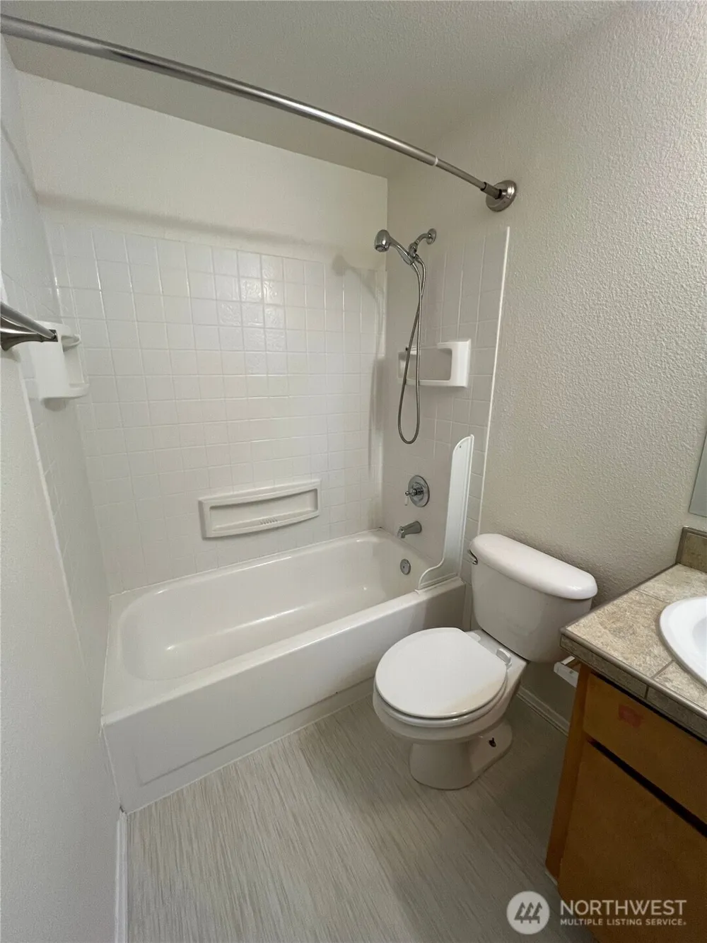 12429 1st Avenue W #2 Everett, WA 98204