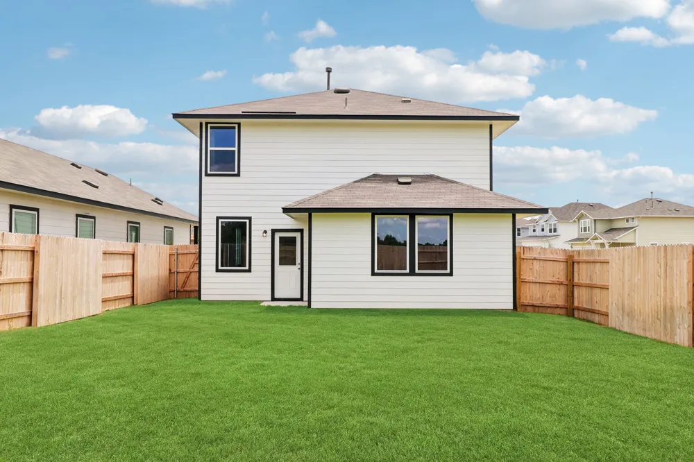 297 Haywood Manor Maxwell, TX 78656