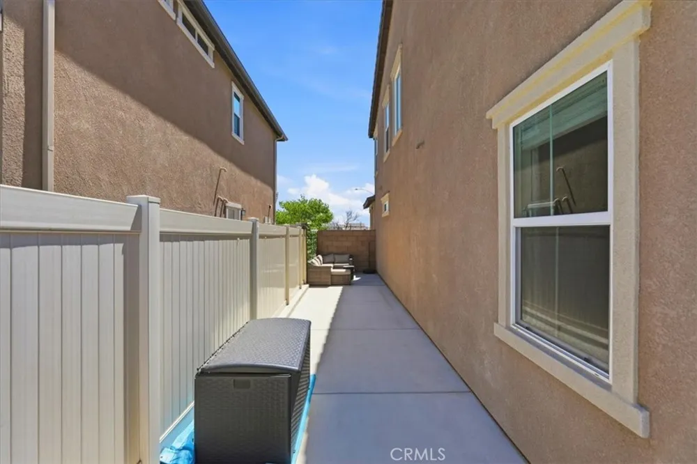 9681 Bonsai Lane Riverside, CA 92508