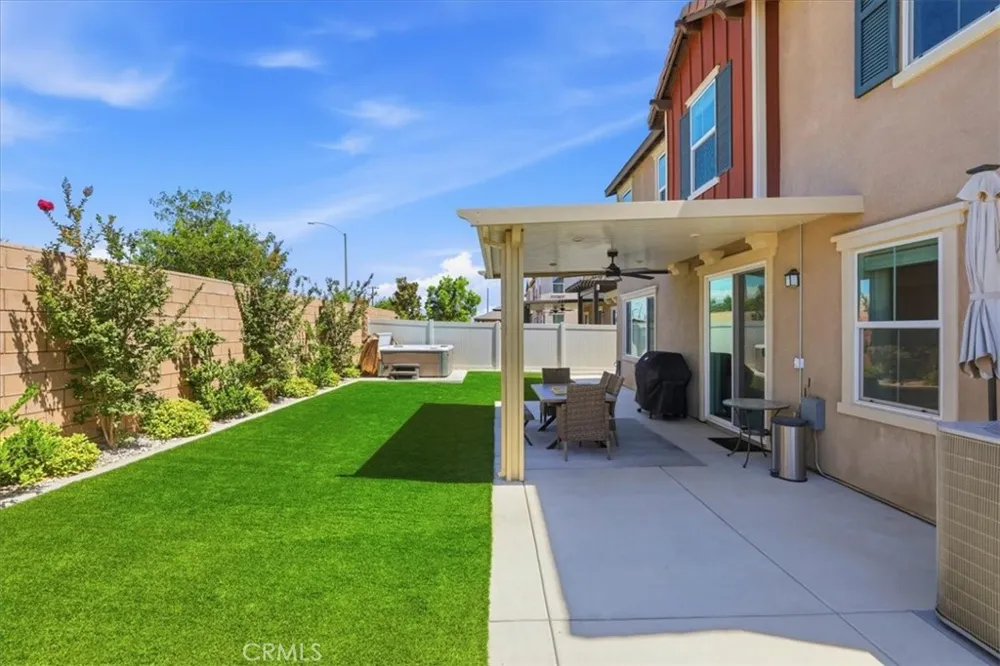 9681 Bonsai Lane Riverside, CA 92508