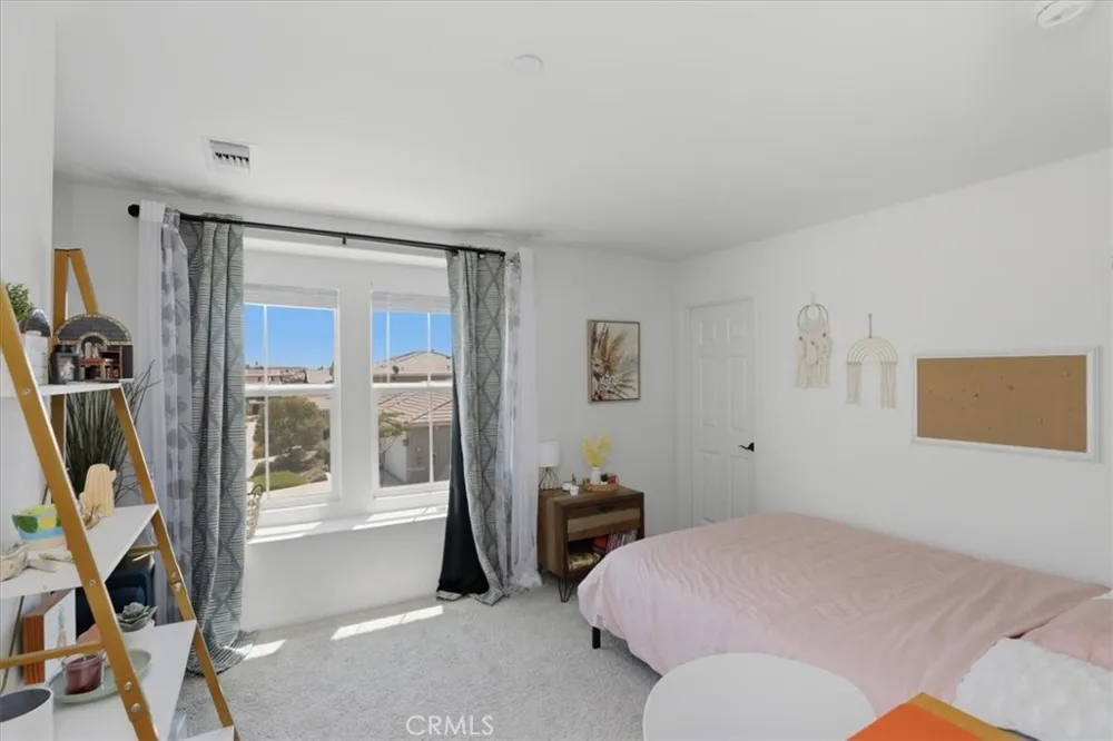 9681 Bonsai Lane Riverside, CA 92508