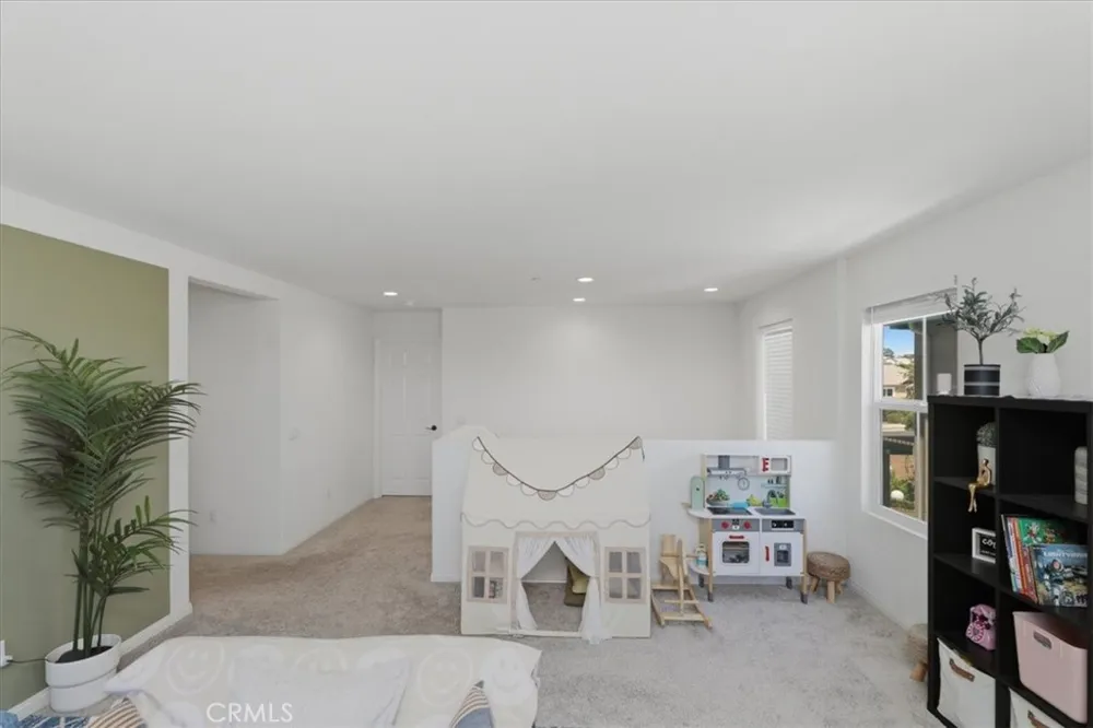 9681 Bonsai Lane Riverside, CA 92508