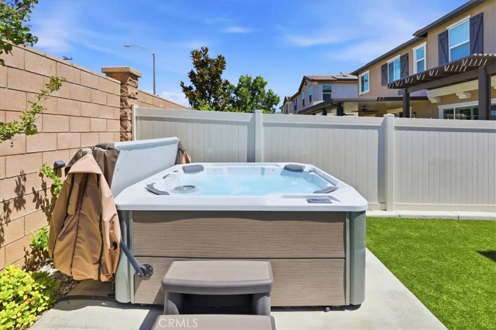 9681 Bonsai Lane Riverside, CA 92508