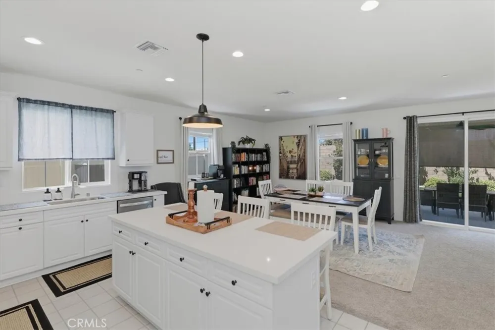 9681 Bonsai Lane Riverside, CA 92508