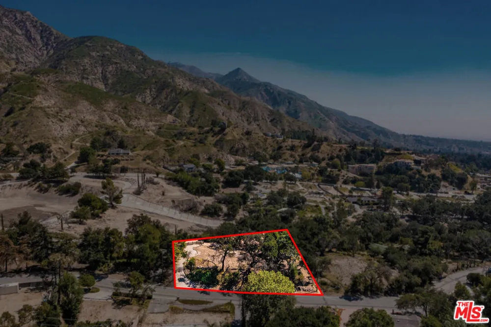 3172 Rubio Canyon Road Altadena, CA 91001