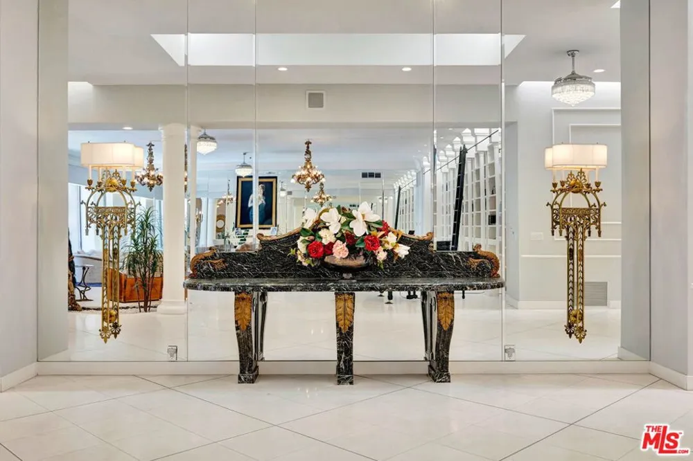 1 Von Dehn Road Rancho Mirage, CA 92270