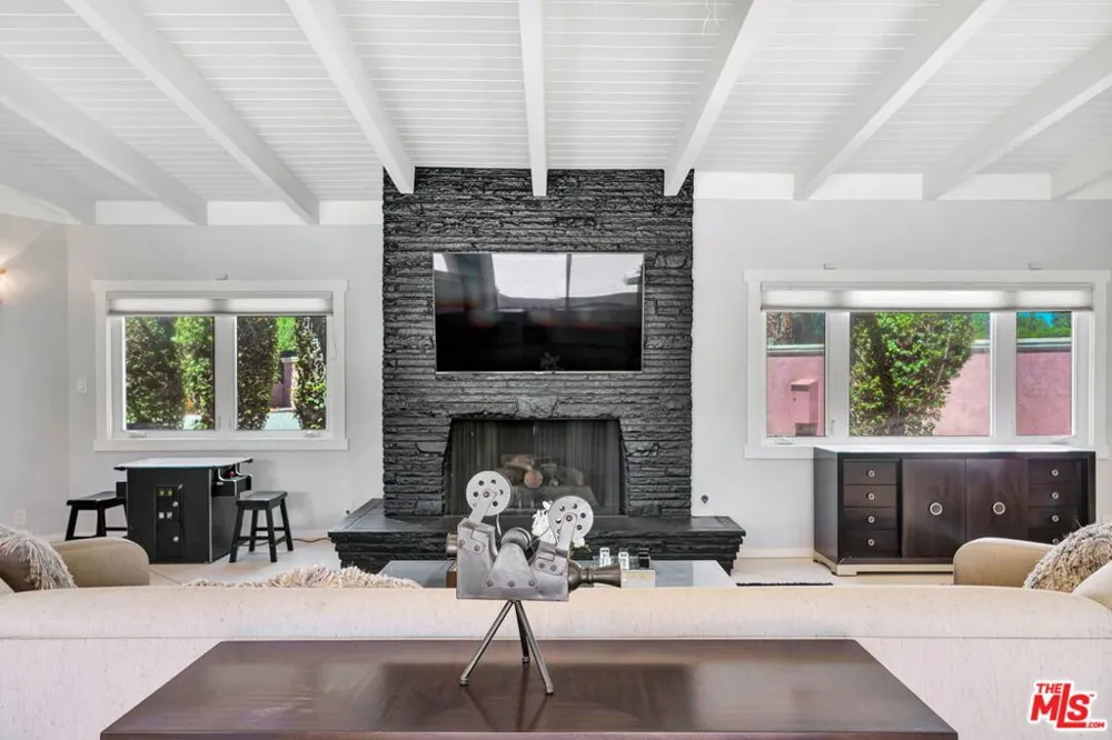 1 Von Dehn Road Rancho Mirage, CA 92270