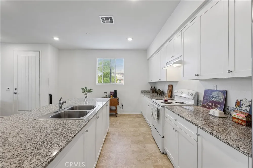 95 Main Street Piru, CA 93040