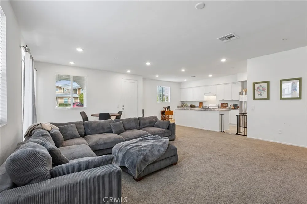 95 Main Street Piru, CA 93040