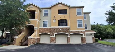 8539 GATE PARKWAY W #1737