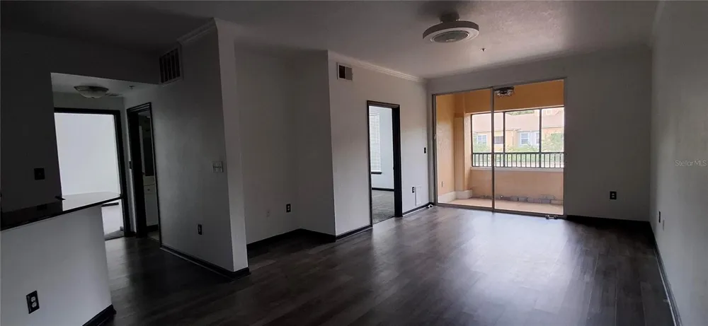 8539 GATE PARKWAY W #1737 Jacksonville, FL 32216