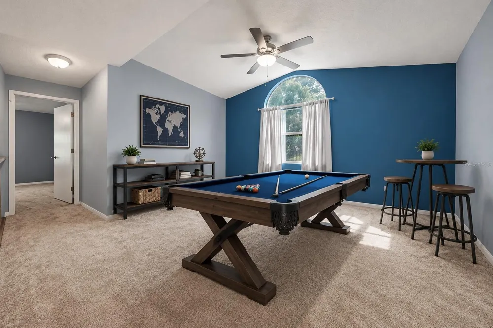 2704 BUCKHORN OAKS DRIVE Valrico, FL 33594