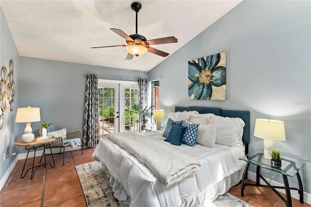 2704 BUCKHORN OAKS DRIVE Valrico, FL 33594