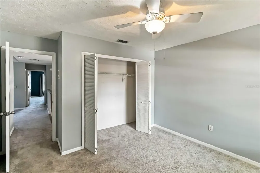 2704 BUCKHORN OAKS DRIVE Valrico, FL 33594