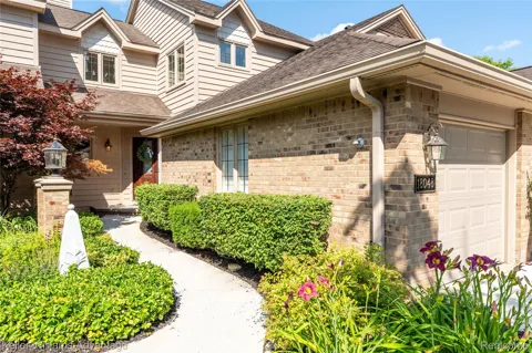 18048 Blue Heron Drive W