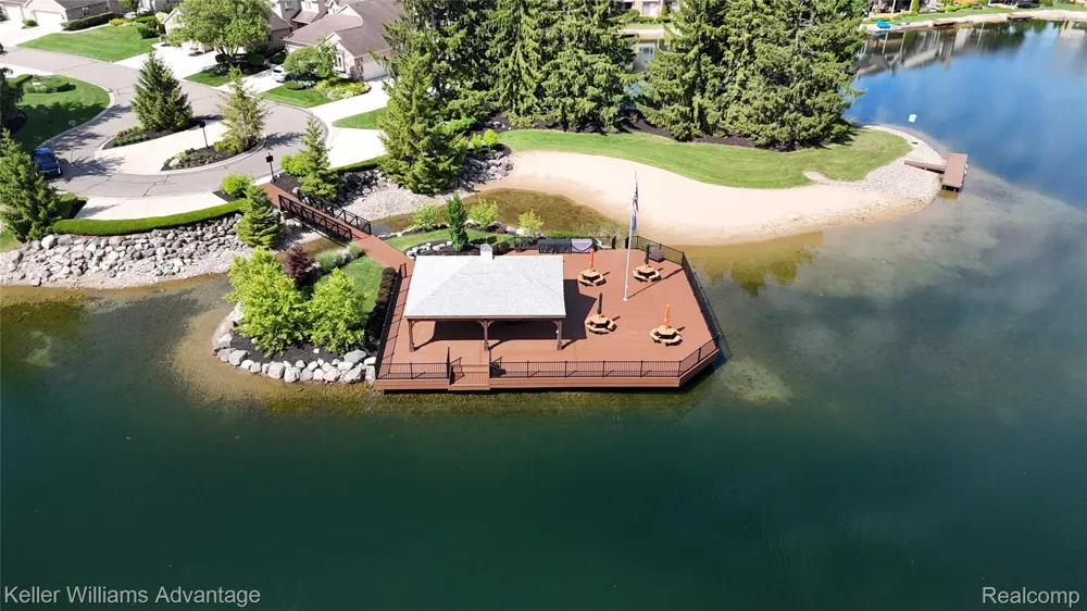 18048 Blue Heron Drive W Northville Township, MI 48168