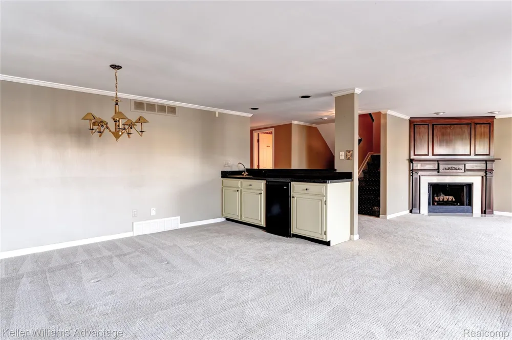 18048 Blue Heron Drive W Northville Township, MI 48168