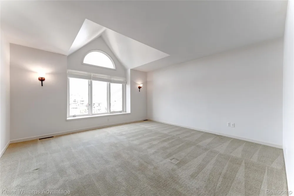 18048 Blue Heron Drive W Northville Township, MI 48168