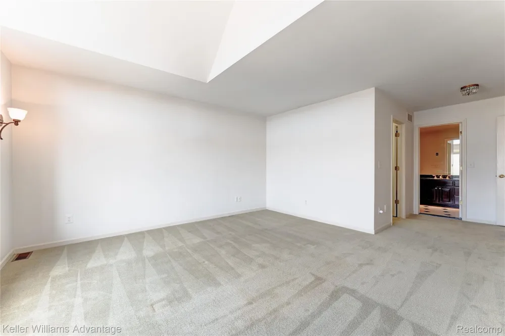 18048 Blue Heron Drive W Northville Township, MI 48168