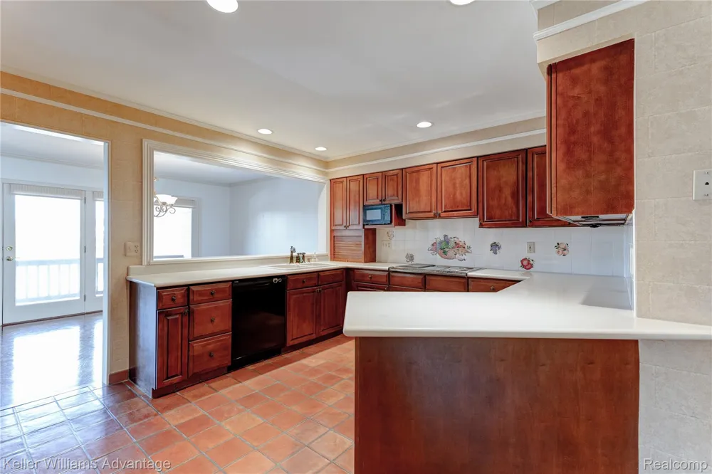 18048 Blue Heron Drive W Northville Township, MI 48168