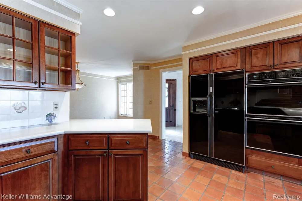 18048 Blue Heron Drive W Northville Township, MI 48168