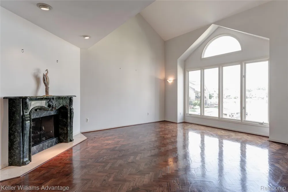 18048 Blue Heron Drive W Northville Township, MI 48168