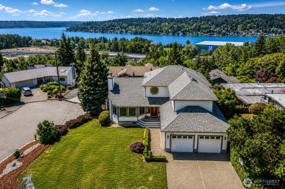 7615 113th Avenue SE Newcastle, WA 98056