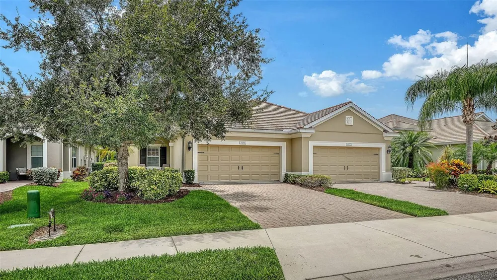 4956 MAYMONT PARK CIRCLE Bradenton, FL 34203