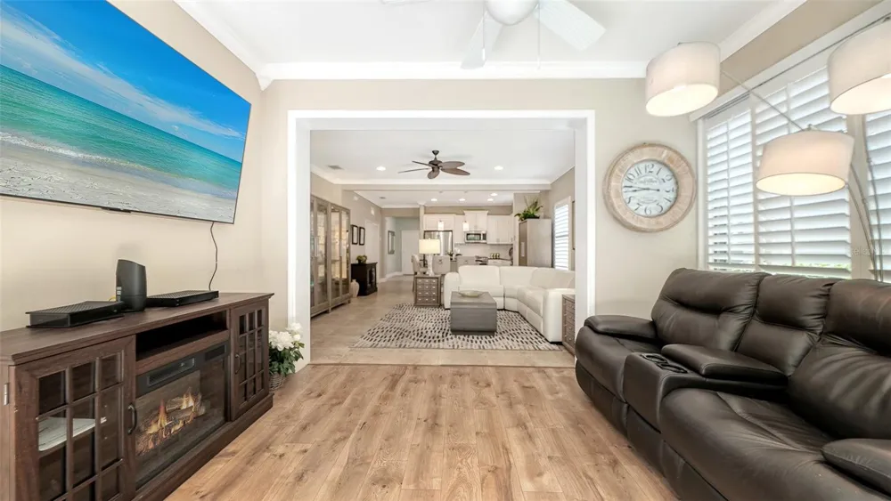 4956 MAYMONT PARK CIRCLE Bradenton, FL 34203