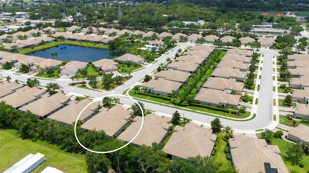 4956 MAYMONT PARK CIRCLE Bradenton, FL 34203