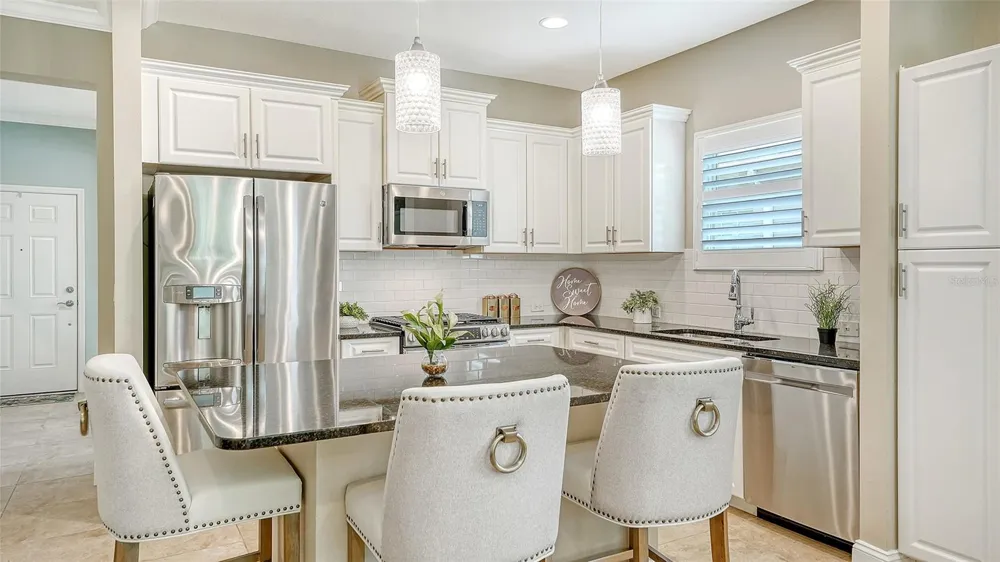4956 MAYMONT PARK CIRCLE Bradenton, FL 34203