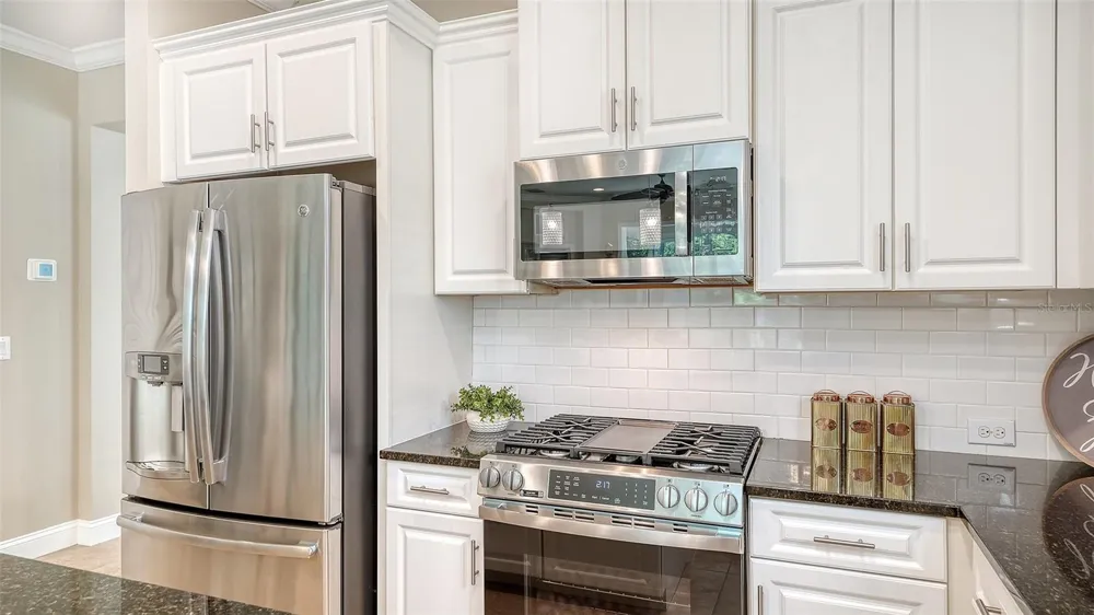 4956 MAYMONT PARK CIRCLE Bradenton, FL 34203