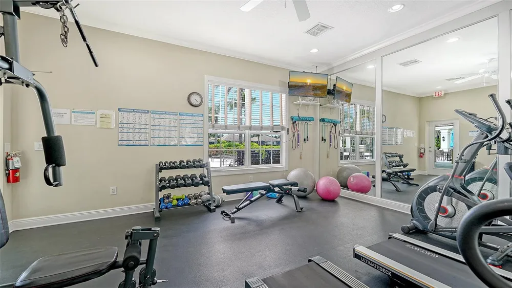 4956 MAYMONT PARK CIRCLE Bradenton, FL 34203