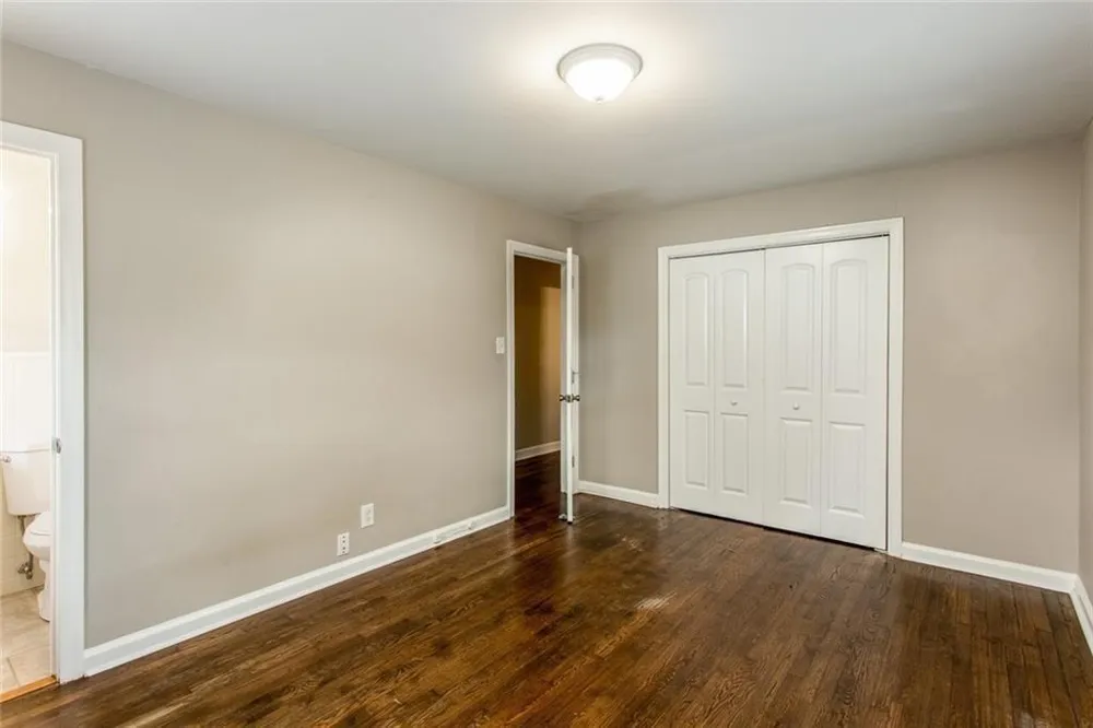 2720 Stonecreek Road SE Smyrna, GA 30080
