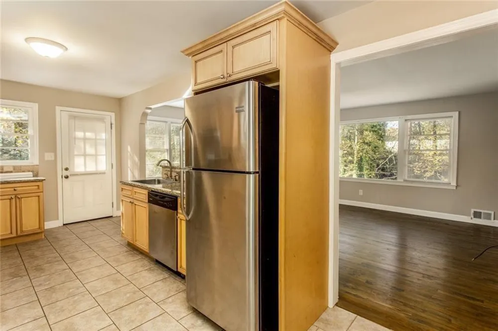 2720 Stonecreek Road SE Smyrna, GA 30080