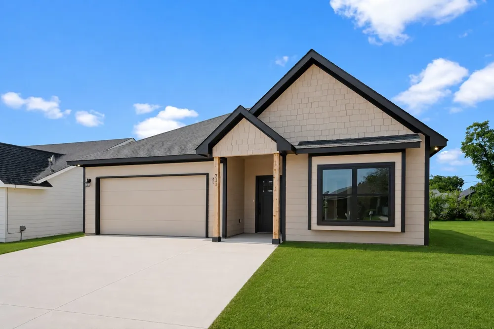 711 A D Mosley Street Ferris, TX 75125
