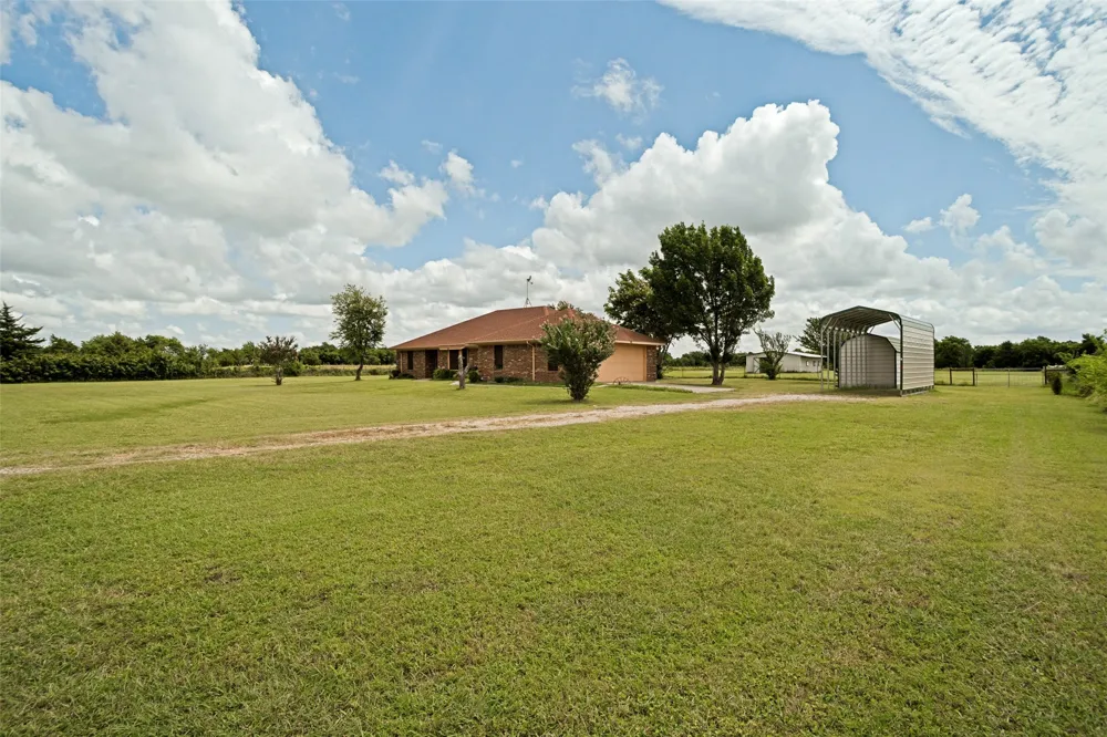 3511 County Road 1108 Celeste, TX 75423