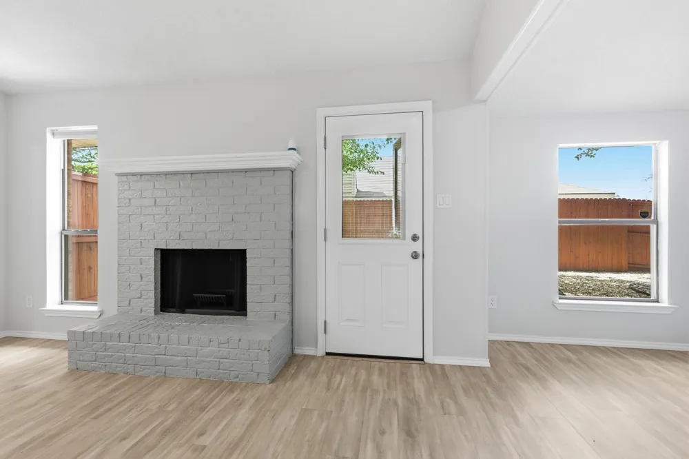 2308 Carol Good Lane Carrollton, TX 75006