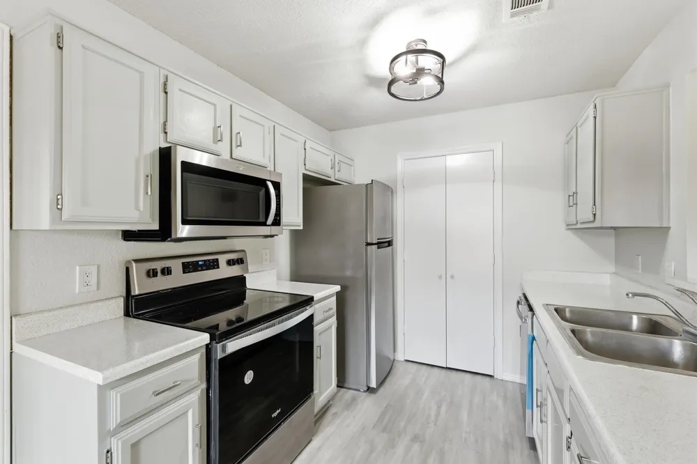 2308 Carol Good Lane Carrollton, TX 75006