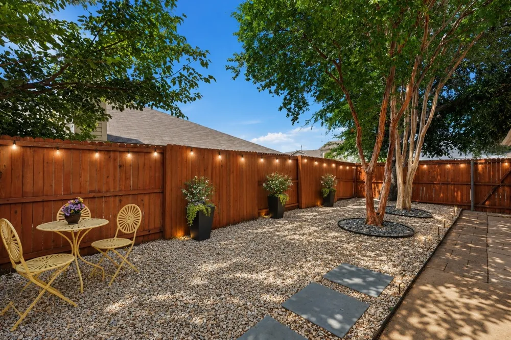 2308 Carol Good Lane Carrollton, TX 75006
