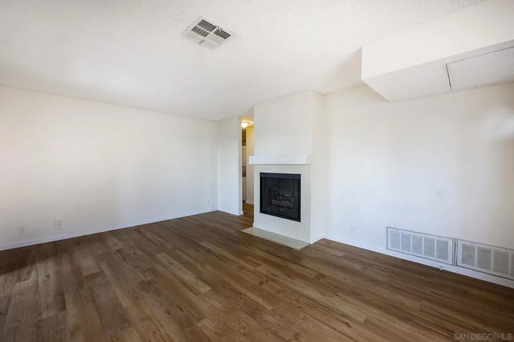 10740 Aderman Ave #Unit 70 San Diego, CA 92126