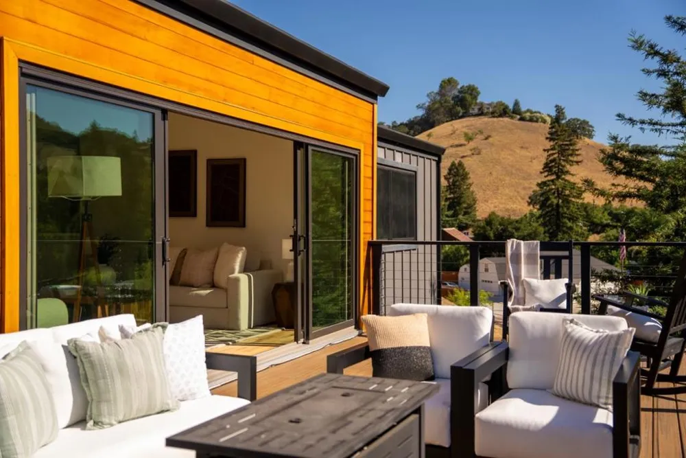 17815 Woodland Avenue Morgan Hill, CA 95037