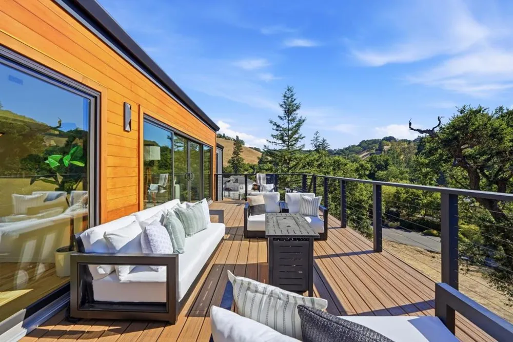 17815 Woodland Avenue Morgan Hill, CA 95037