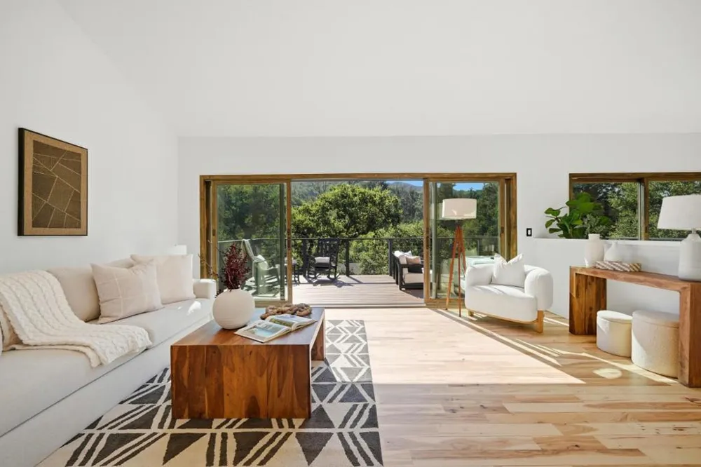 17815 Woodland Avenue Morgan Hill, CA 95037