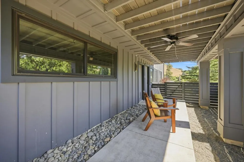 17815 Woodland Avenue Morgan Hill, CA 95037