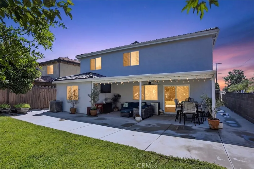 15553 Cobalt Sylmar, CA 91342