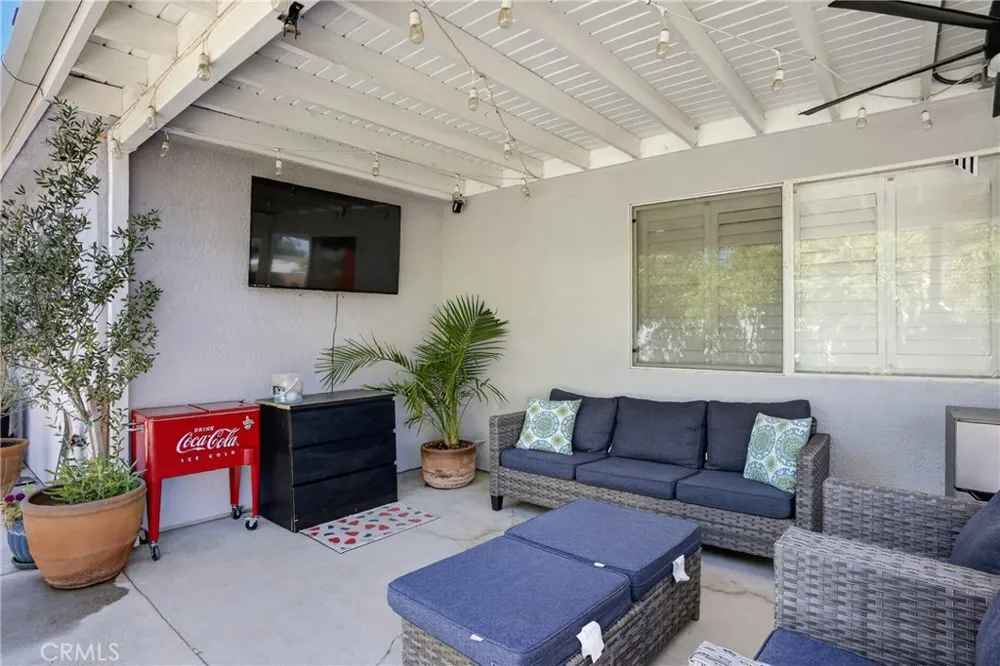 15553 Cobalt Sylmar, CA 91342