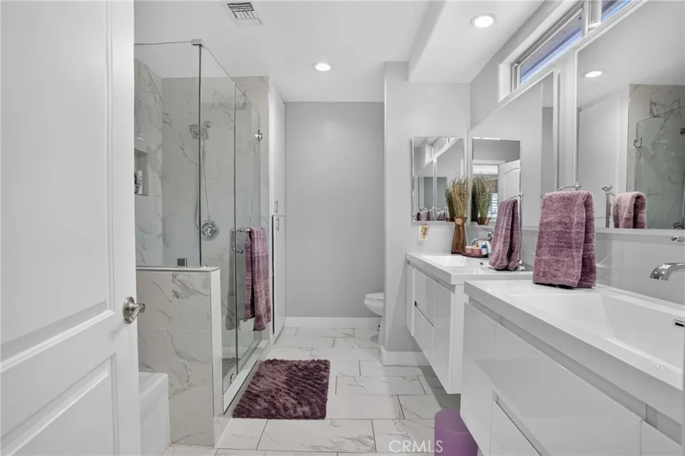 15553 Cobalt Sylmar, CA 91342