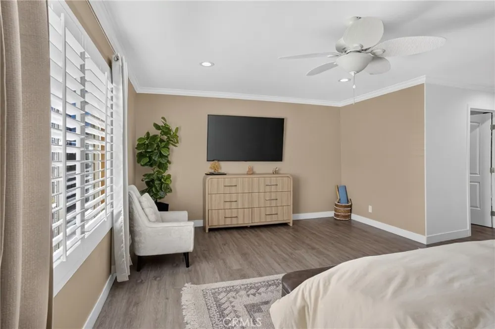 15553 Cobalt Sylmar, CA 91342